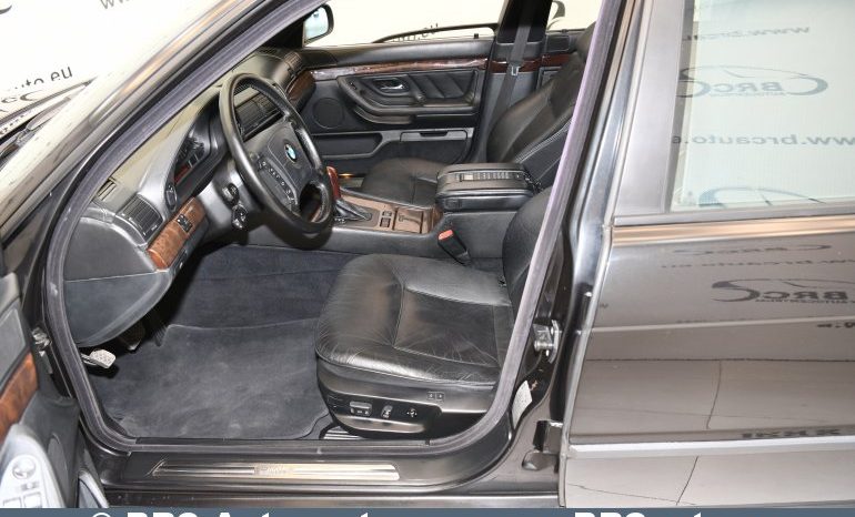 BMW 750 iL V12 Automatas 1998 full