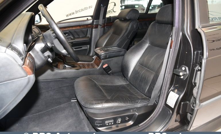 BMW 750 iL V12 Automatas 1998 full