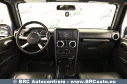 Jeep Wrangler 3.8 Unlimited Sahara Automatas 2010