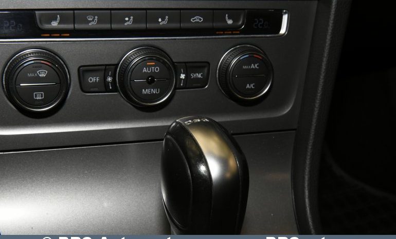 Volkswagen Golf Variant 2.0TDI Lounge Automatas 2015 full