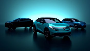 Nissan laukia įelektrinti metai