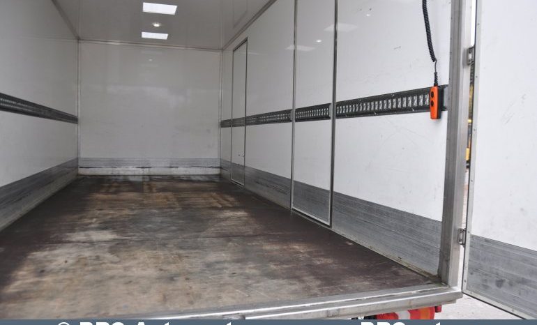 Mercedes-Benz Atego  2017 full