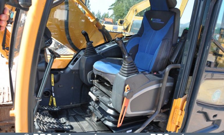 Hyundai R220LC-9A  2015 full