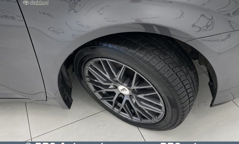Toyota Avensis Combi 2.2 D-4D Executive Automatas 2015 full