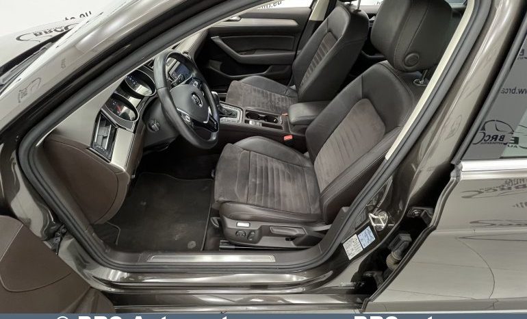 Volkswagen Passat Variant 2.0 TDI DSG 2015 full