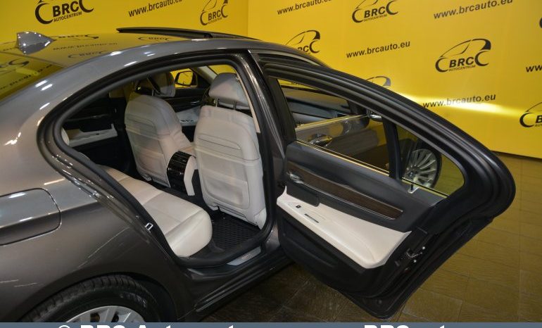 BMW 740 xDrive Automatas 2012 full