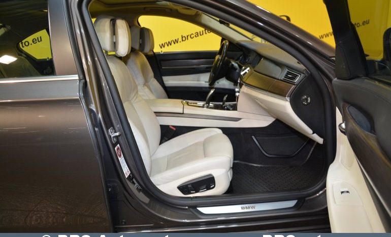 BMW 740 xDrive Automatas 2012 full