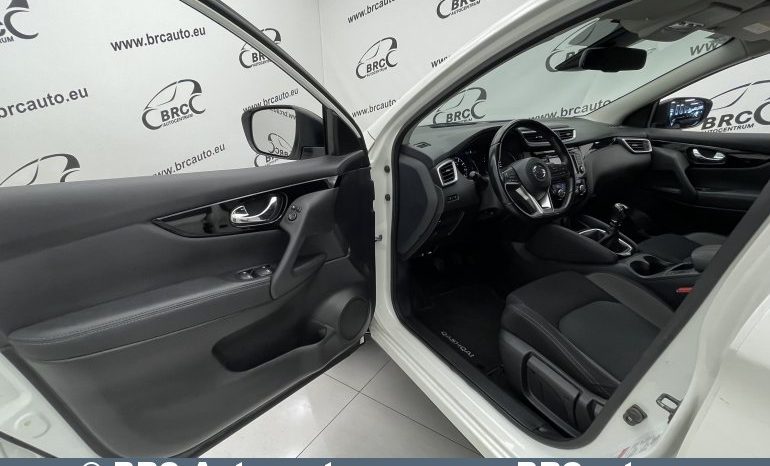 Nissan Qashqai 1.3 DIG-T 2020 full