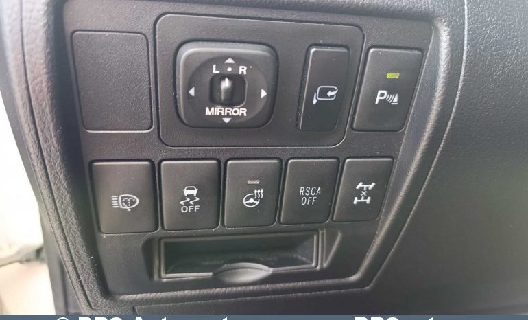 Toyota Land Cruiser 200 Series V8 D4D AWD Automatas 2014 full
