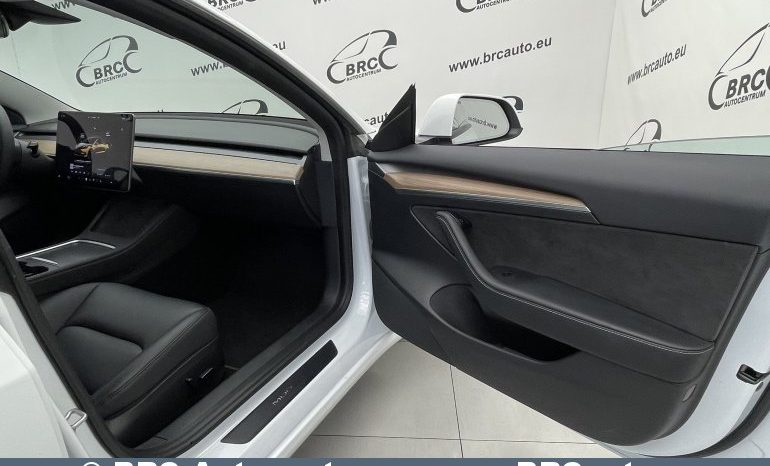 Tesla Model 3  2023 full